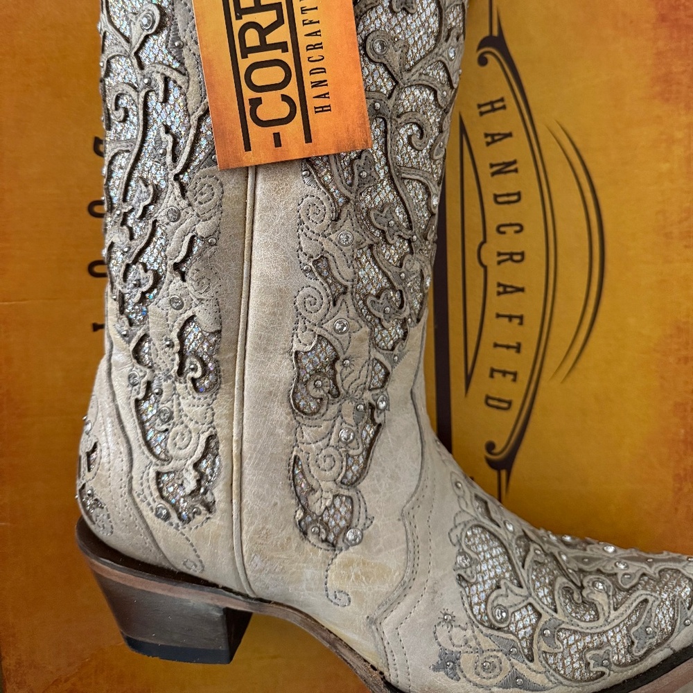 Cowgirl Western Wedding Boots - Picture 2 of 7